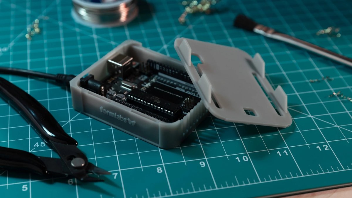 Arduino case printed in Alpha Fast Resin on the Formlabs Form Studio 1
